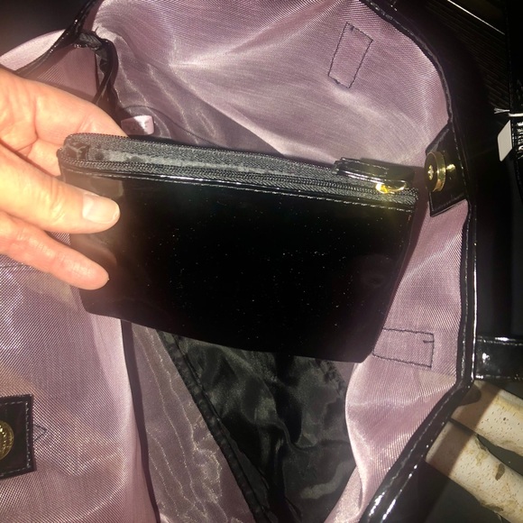 Vintage Guess Tote Pink Mesh & Black Patten Faux! - Picture 6 of 9